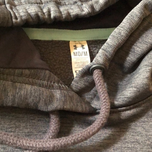 Women’s Medium Under Armour Hooded Sweatshirt M - Picture 3 of 3